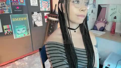 Snapshot of oni_dakotta chatting on 11-28-25, 02:31 oni_dakotta online show from 11-28-25, 02:31