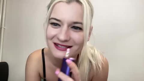 Onika online show from 11-07-25, 11:49