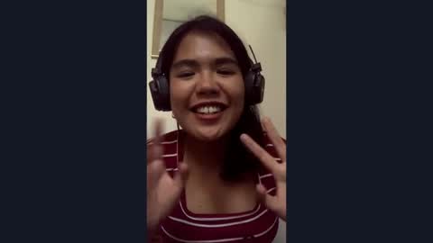 Snapshot of onitawydeven chatting on 04-06-26, 05:41 Sophia online show from 04-06-26, 05:41