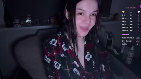 May  I am your cute succubus  online show from 07-27-26, 05:47