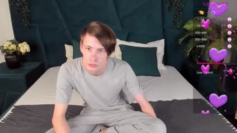 Erick  online show from 02-17-25, 08:47