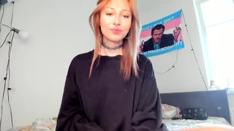 Snapshot of only_iva21 chatting on 05-21-26, 02:57 Iva online show from 05-21-26, 02:57