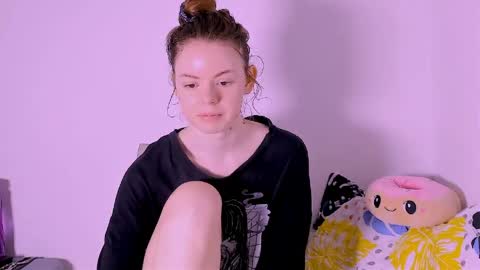only_sarah1 online show from 04-27-26, 04:49