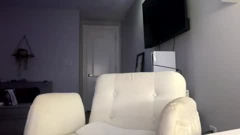 onlyjess23 online show from 07-28-26, 03:35
