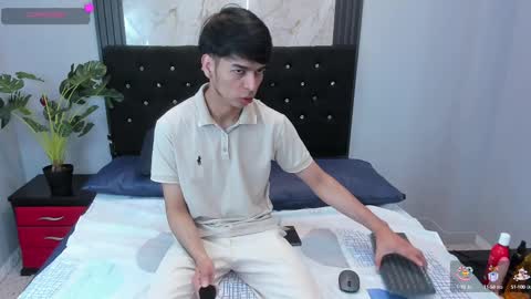 Josh -  Schedule 1400 - 2200 online show from 09-14-25, 03:00