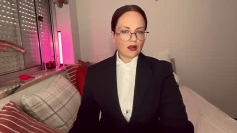 The cutest model on this site online show from 06-18-26, 08:13