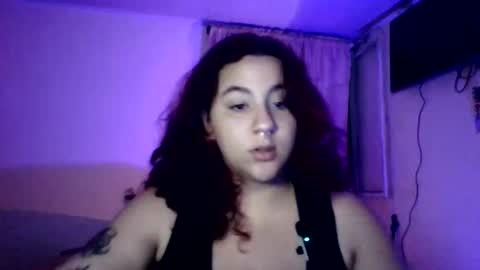 Snapshot of onlysaralee chatting on 06-09-26, 12:44 Sara Lee online show from 06-09-26, 12:44