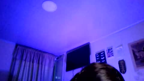 Snapshot of onlysaralee chatting on 06-10-26, 05:39 Sara Lee online show from 06-10-26, 05:39