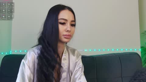 Xandra online show from 01-31-25, 09:05