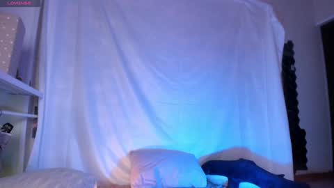 Snapshot of onyx_odyssey chatting on 12-06-24, 02:17 Onyx online show from 12-06-24, 02:17