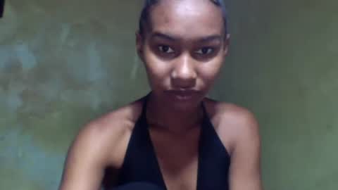 oolyette online show from 11-11-25, 09:20