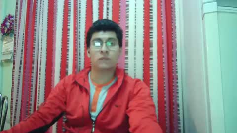 Snapshot of oomaurooo chatting on 12-18-24, 06:32 oomaurooo online show from 12-18-24, 06:32