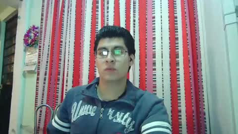 Snapshot of oomaurooo chatting on 12-20-24, 05:47 oomaurooo online show from 12-20-24, 05:47