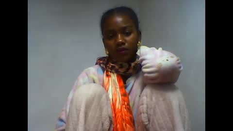 Snapshot of oooorazanasoa chatting on 06-09-26, 12:28 oooorazanasoa online show from 06-09-26, 12:28