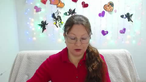 Snapshot of oovanessahotts chatting on 02-26-25, 06:04 Vanessa online show from 02-26-25, 06:04