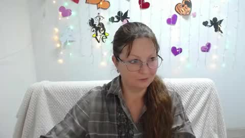 Snapshot of oovanessahotts chatting on 02-28-25, 04:53 Vanessa online show from 02-28-25, 04:53