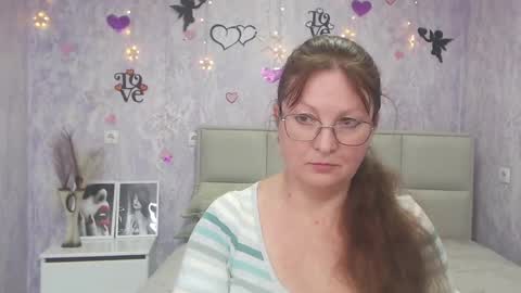 Snapshot of oovanessahotts chatting on 03-05-25, 09:05 Vanessa online show from 03-05-25, 09:05