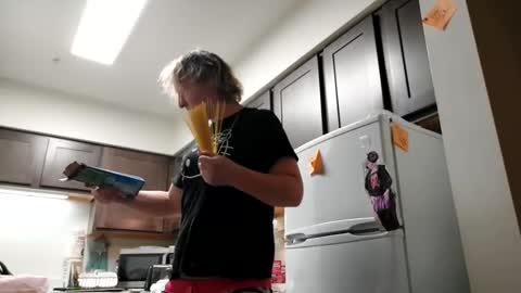 TsJojo online show from 12-08-24, 09:41