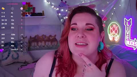Snapshot of opalreigning chatting on 02-14-25, 09:24 Opal online show from 02-14-25, 09:24