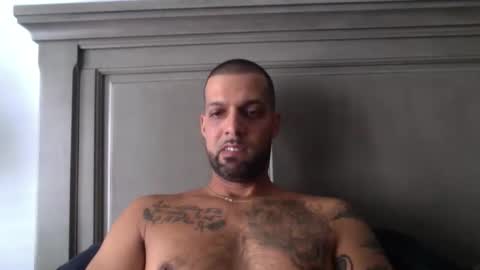 Snapshot of openminded2929 chatting on 03-15-26, 04:46 openminded2929 online show from 03-15-26, 04:46