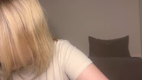 Snapshot of opheliaritz chatting on 03-07-26, 09:56 Ophelia online show from 03-07-26, 09:56