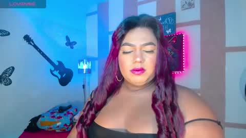 Snapshot of opraxbell chatting on 02-25-26, 02:54 OpraxBell online show from 02-25-26, 02:54