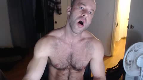 Snapshot of oregon87 chatting on 12-30-24, 01:25 The Oregon Lumberjack online show from 12-30-24, 01:25