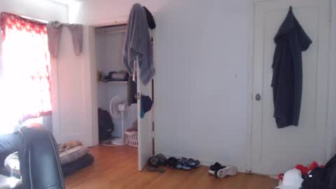 Snapshot of oregon87 chatting on 02-27-25, 10:09 The Oregon Lumberjack online show from 02-27-25, 10:09