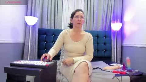 Oriana  online show from 06-26-26, 12:37