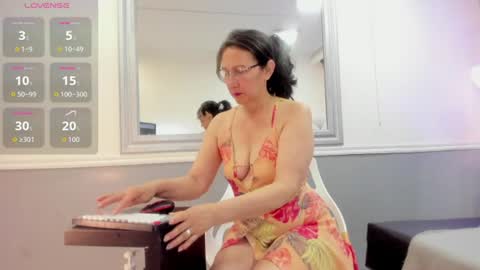 Oriana  online show from 06-29-26, 01:33
