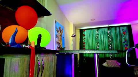 Oriana online show from 02-08-25, 09:57