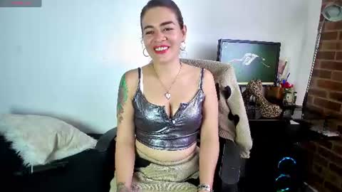 Snapshot of oriana_thomson2 chatting on 07-21-26, 08:33 Oriana online show from 07-21-26, 08:33