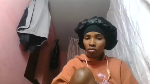 orianie064 online show from 08-05-26, 06:38