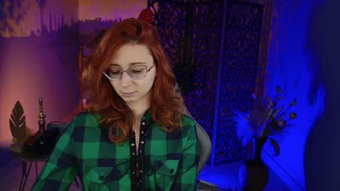 Orianna -  Hi Im into geek culture cosplay crafting LARP games. Shall we play DnD online show from 12-06-24, 09:21
