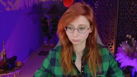 Orianna -  Hi Im into geek culture cosplay crafting LARP games. Shall we play DnD online show from 12-14-24, 03:15