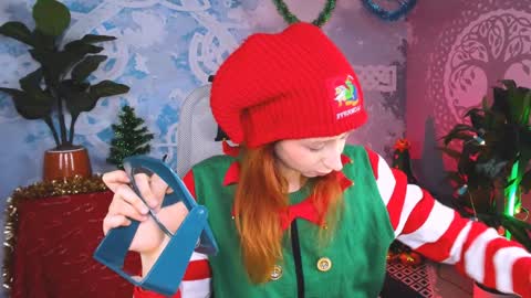 Orianna -  Hi Im into geek culture cosplay crafting LARP games. Shall we play DnD online show from 12-25-24, 12:15