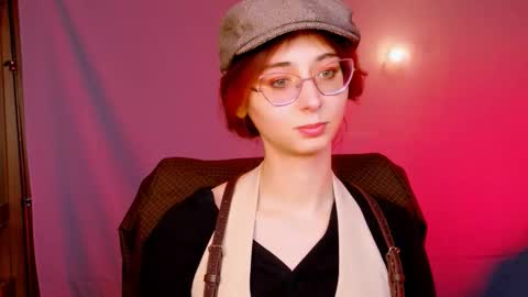 Orianna -  Hi Im into geek culture cosplay crafting LARP games. Shall we play DnD online show from 09-19-25, 01:56