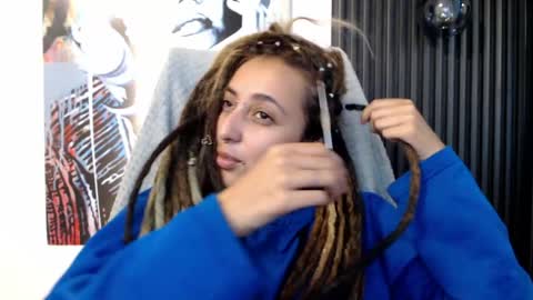 Snapshot of orianna_bodmod chatting on 05-28-26, 02:47 ORIANNA online show from 05-28-26, 02:47