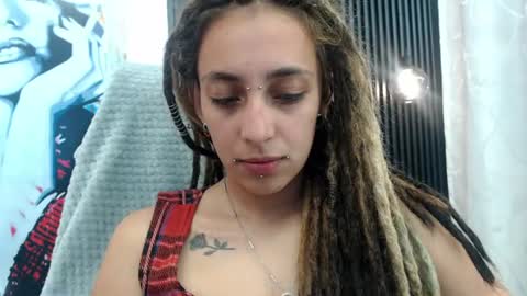 Snapshot of orianna_bodmod chatting on 06-17-26, 04:59 ORIANNA online show from 06-17-26, 04:59