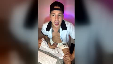 Orienzo online show from 03-16-26, 03:56