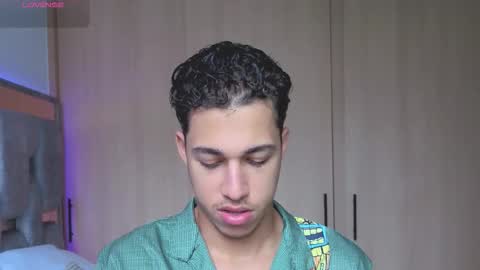 Orionblaze 69  online show from 11-19-25, 08:42