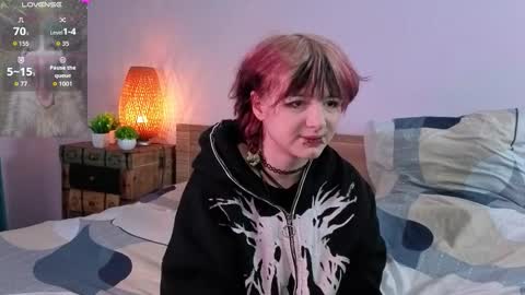 Ashley online show from 09-30-25, 06:46