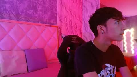 osamu_tay online show from 02-24-26, 11:30