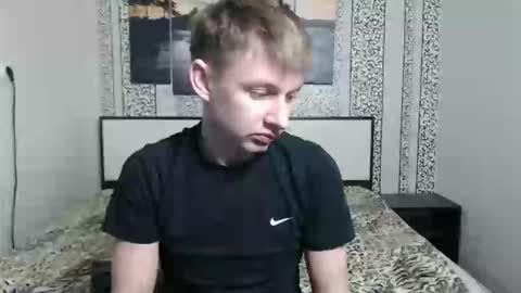 Snapshot of oscar_bell chatting on 01-16-26, 09:41 Oscar online show from 01-16-26, 09:41