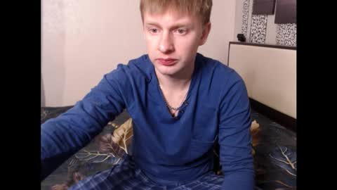 Snapshot of oscar_bell chatting on 03-27-26, 10:31 Oscar online show from 03-27-26, 10:31