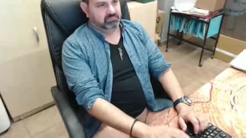 Snapshot of oscar_msng chatting on 02-06-26, 05:49 Oscar online show from 02-06-26, 05:49