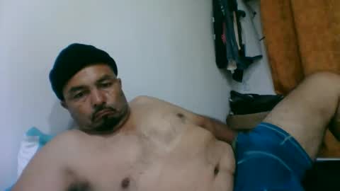 oscarjhe3512 online show from 05-17-26, 01:58