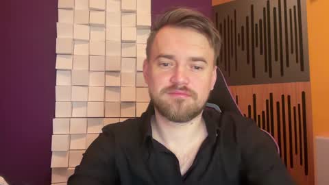 Oscar Steel Savage online show from 01-30-25, 06:46