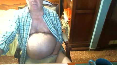 Snapshot of oscarw chatting on 12-09-24, 05:08 Oscar online show from 12-09-24, 05:08