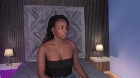 oshun_444 online show from 06-20-26, 12:08